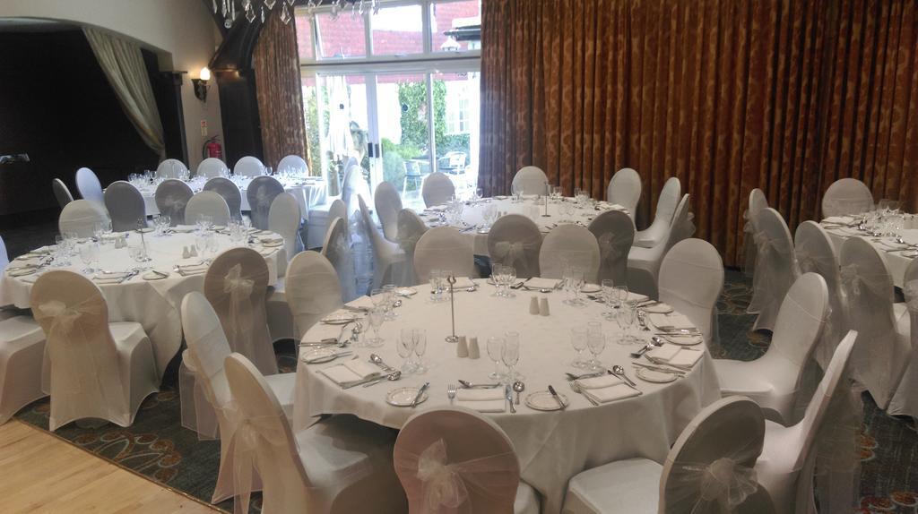 The Royal Chace Hotel Enfield Zewnętrze zdjęcie