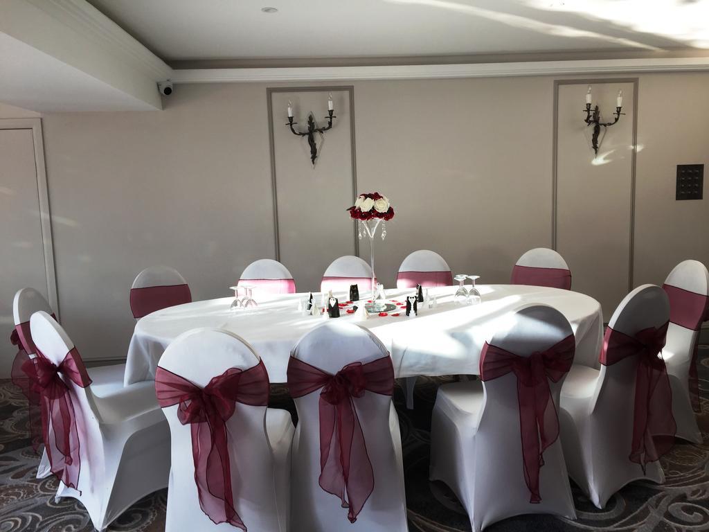 The Royal Chace Hotel Enfield Zewnętrze zdjęcie